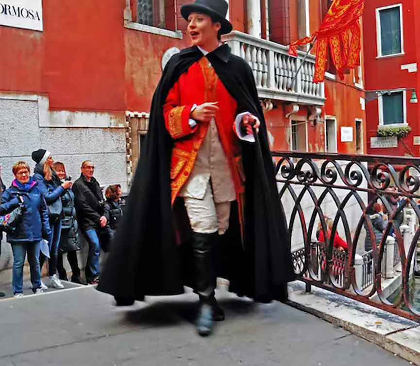 Carnival Walking theatre show: the "Codega", Venice Carnival