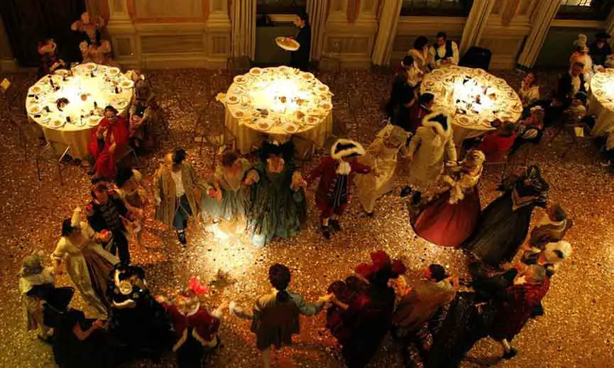 Minuetto dansant avec dîner de gala et soirée au Ridotto de l'Hôtel Monaco & GranCanal du Carnaval de Venise