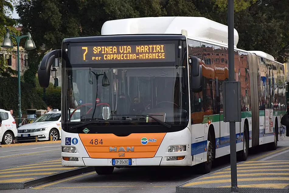 Autobus Linea 14E Actv Treviso Mestre