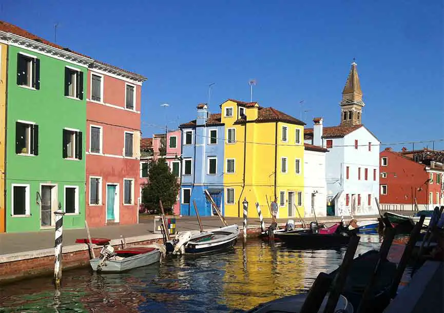Besuch von Murano, Burano und Torcello: Bootstour, Glasbläserei; Burano-Spitze